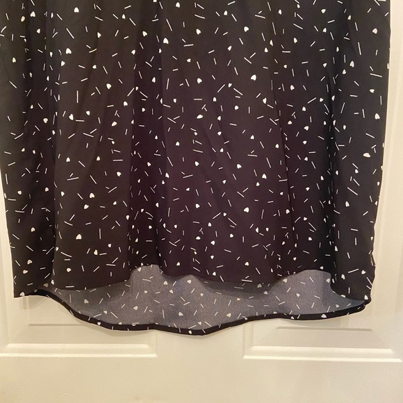 Pullover Top By Dalia - Picture 4 of 5